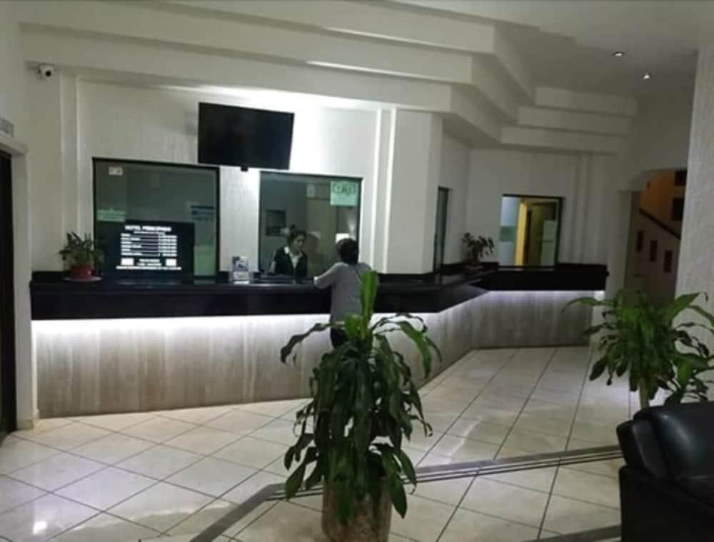 Hotel Principado Tijuana Aeropuerto 외부 사진