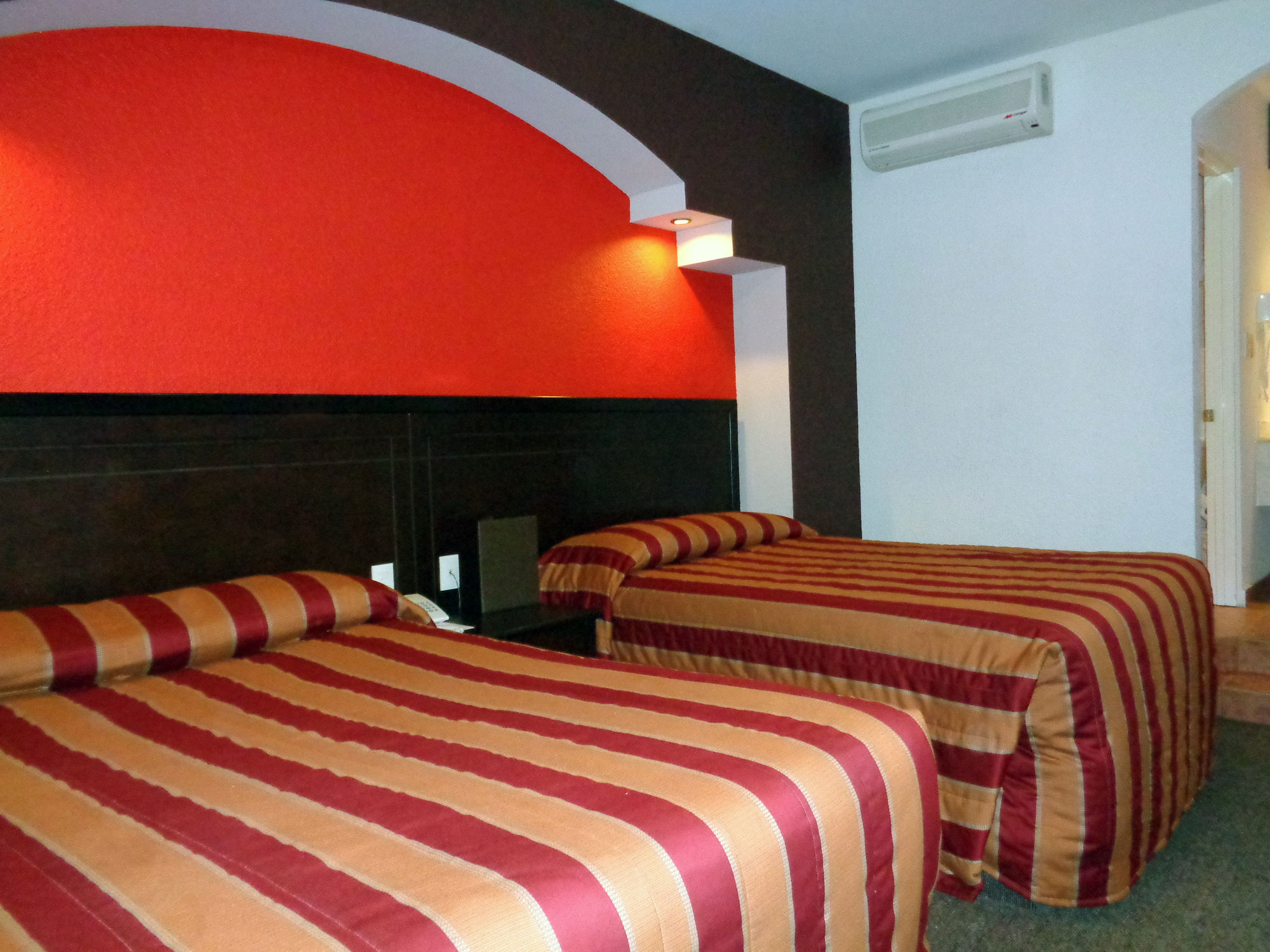 Hotel Principado Tijuana Aeropuerto 외부 사진
